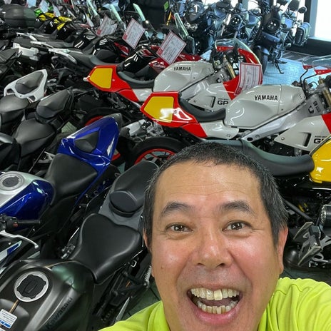 ノッチ 暑い中でのバイクの撮影の画像