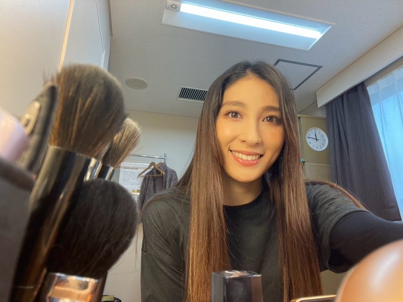 土屋太鳳 メイクして自撮りshotの画像