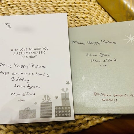 夫へ義母から2枚のバースデーカードの画像