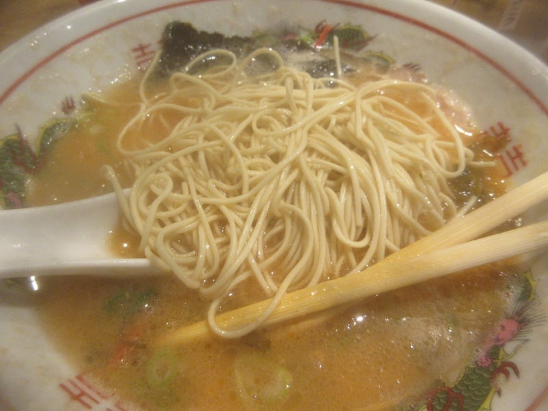 替玉もした満腹のラーメンランチの画像