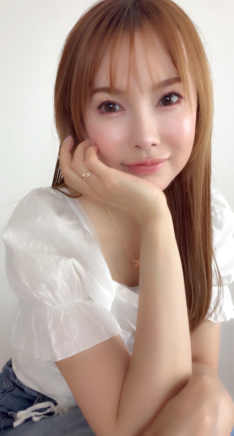 上原さくら 母に会う時の可愛い服の画像