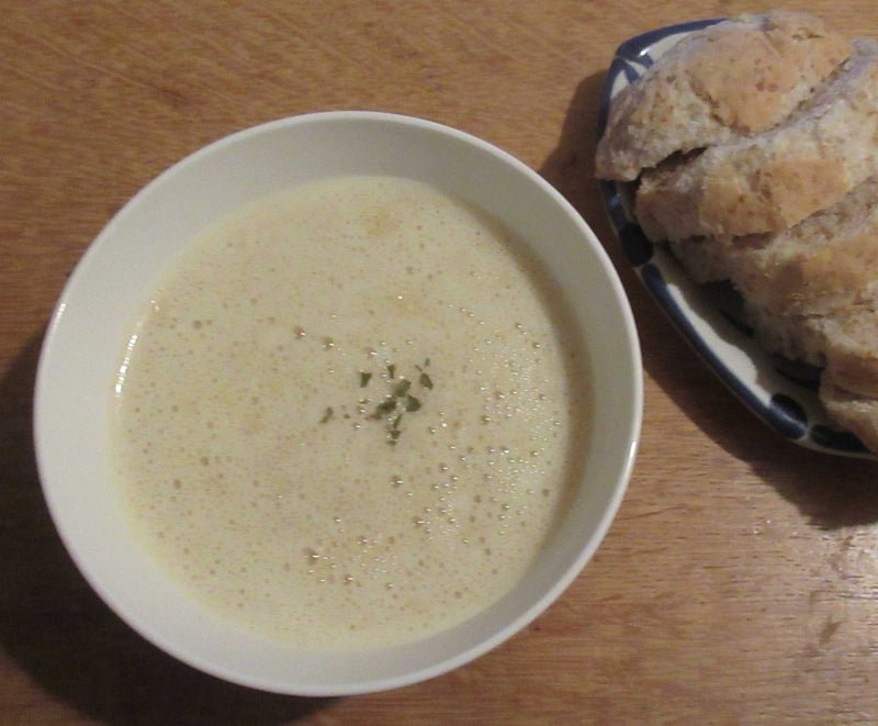 見つからない缶詰で作るスープの画像