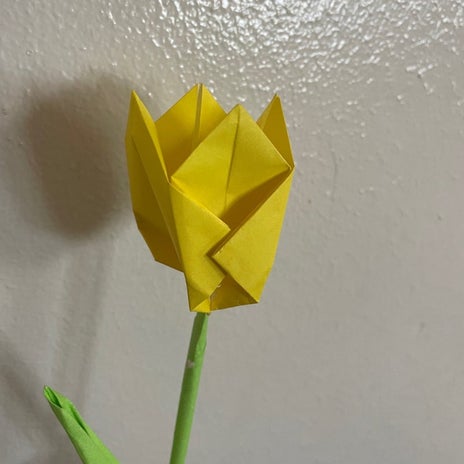 次女が一人で折った折り紙の花束の画像