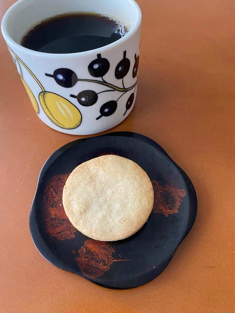 早朝ヨガ後に食べた優しいサブレの画像