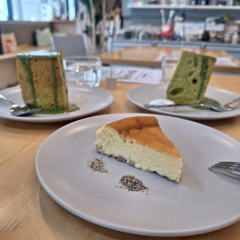 塩コショウで味わうチーズケーキの画像