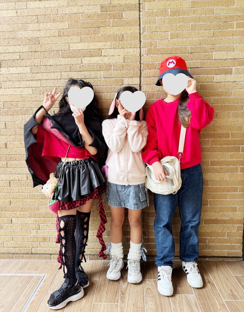 魔女と言われた黒いワンピースの画像