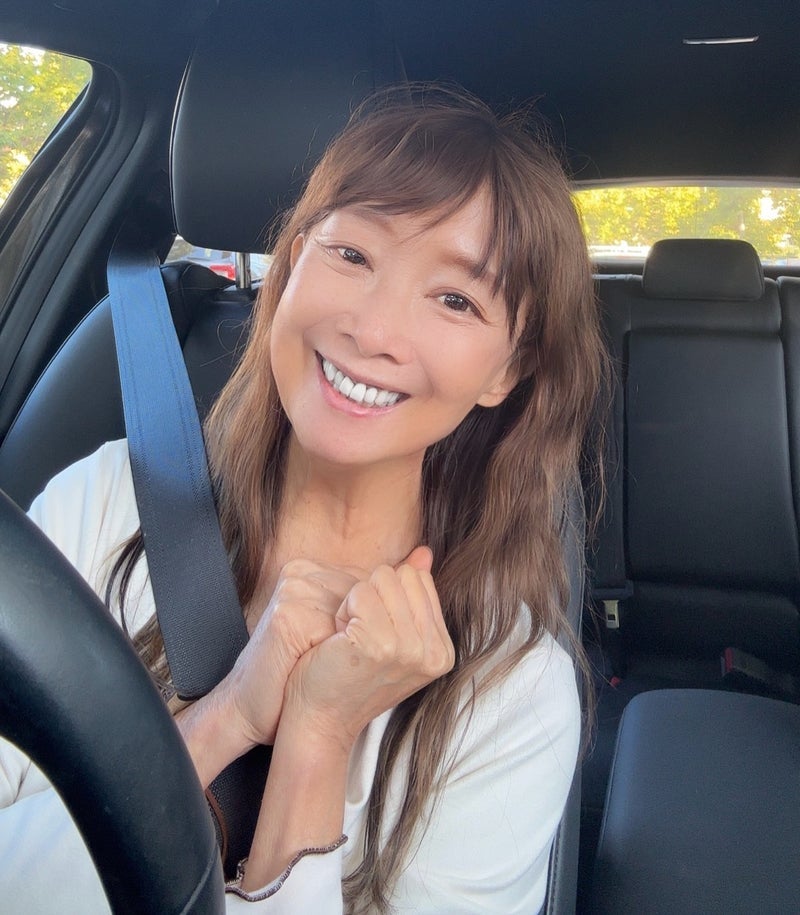 アグネス 運転時に席を前に出す理由の画像