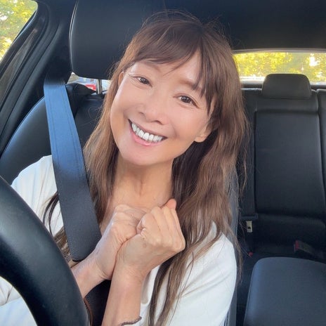 アグネス 運転時に席を前に出す理由の画像