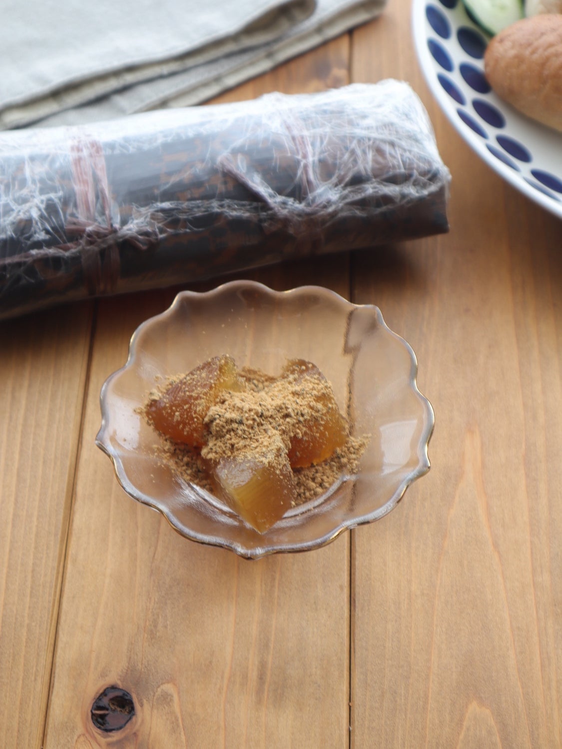 鹿児島から送ってもらった和菓子