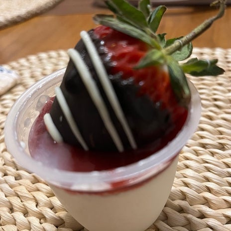 コストコのまさかの3種類のデザートの画像