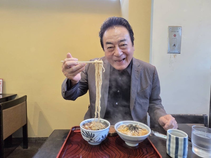 高橋英樹 親子丼と蕎麦の旨いセットの画像