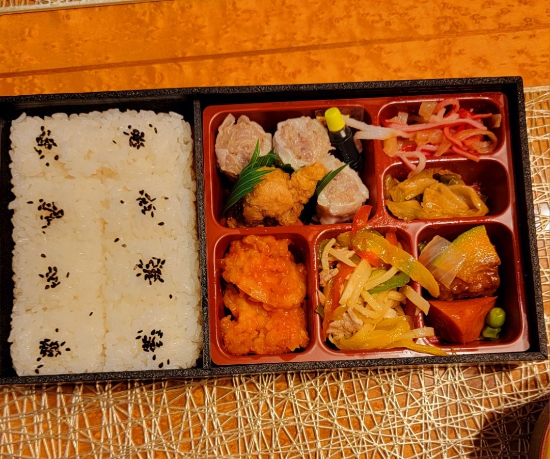 モト冬樹 いつも売り切れの弁当の画像