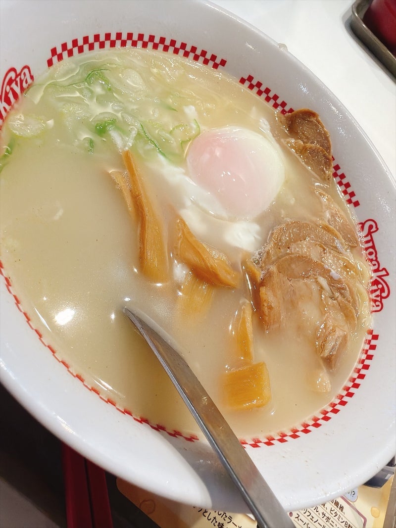 美奈代 スガキヤで特製ラーメンの画像