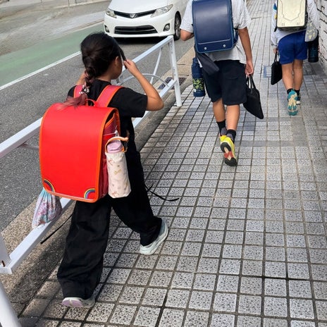 小原 暑いのに長袖体操服を着た次男の画像