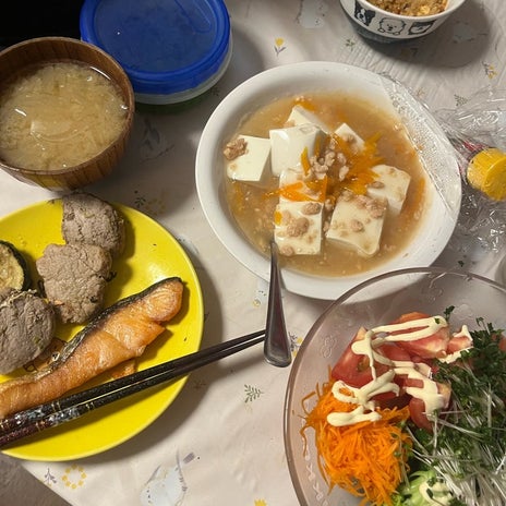 米を抜いても心が満足しない夕飯の画像