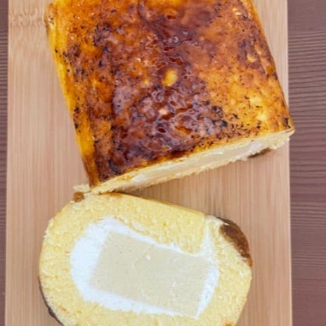 プリンが入ったご褒美ロールケーキの画像