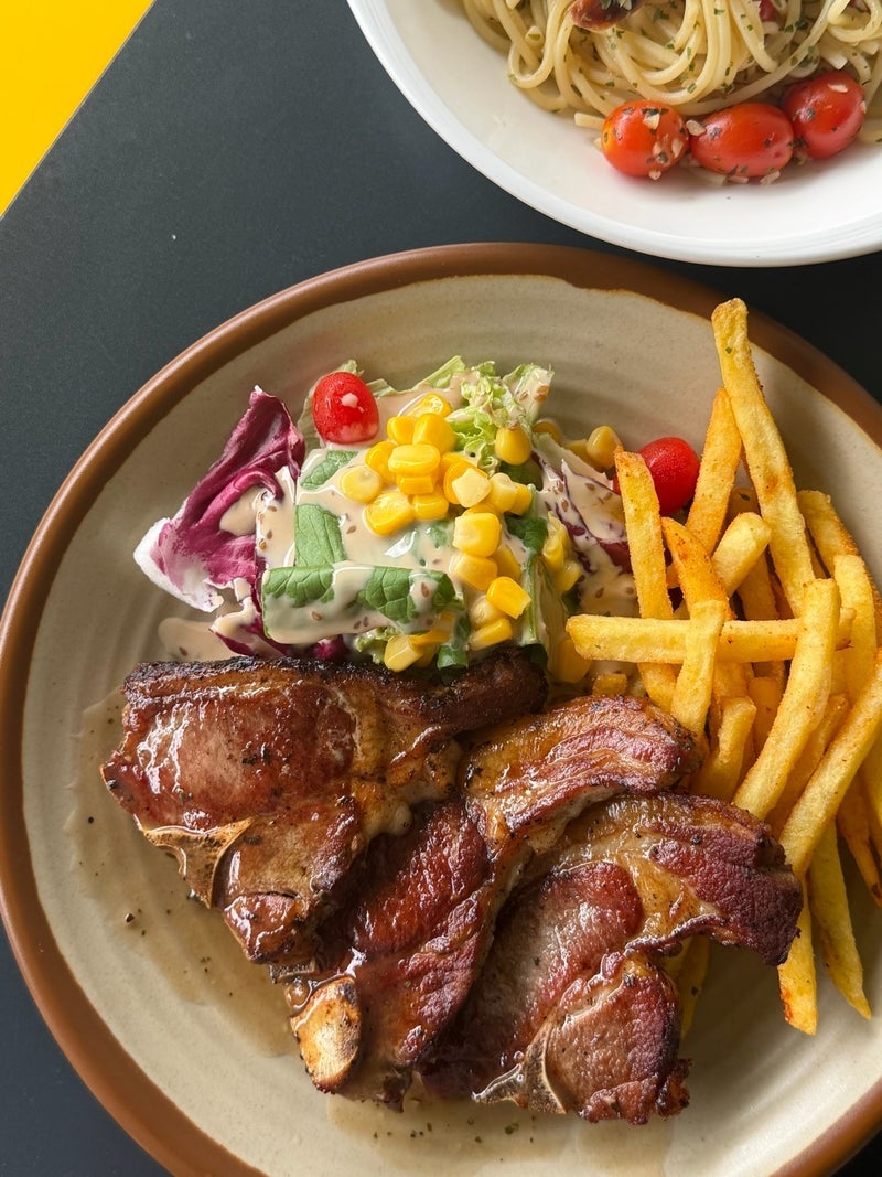 夫婦で散策し見つけたラムチョップの画像