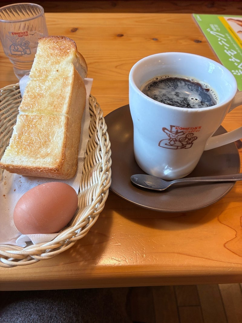 病院の帰りに寄ったコメダの珈琲の画像