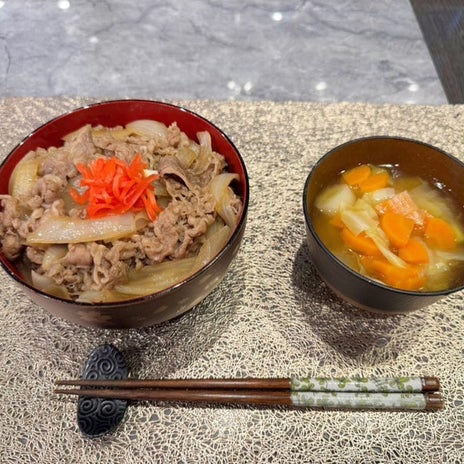 堀ちえみ 息子の朝食はつゆだく丼の画像