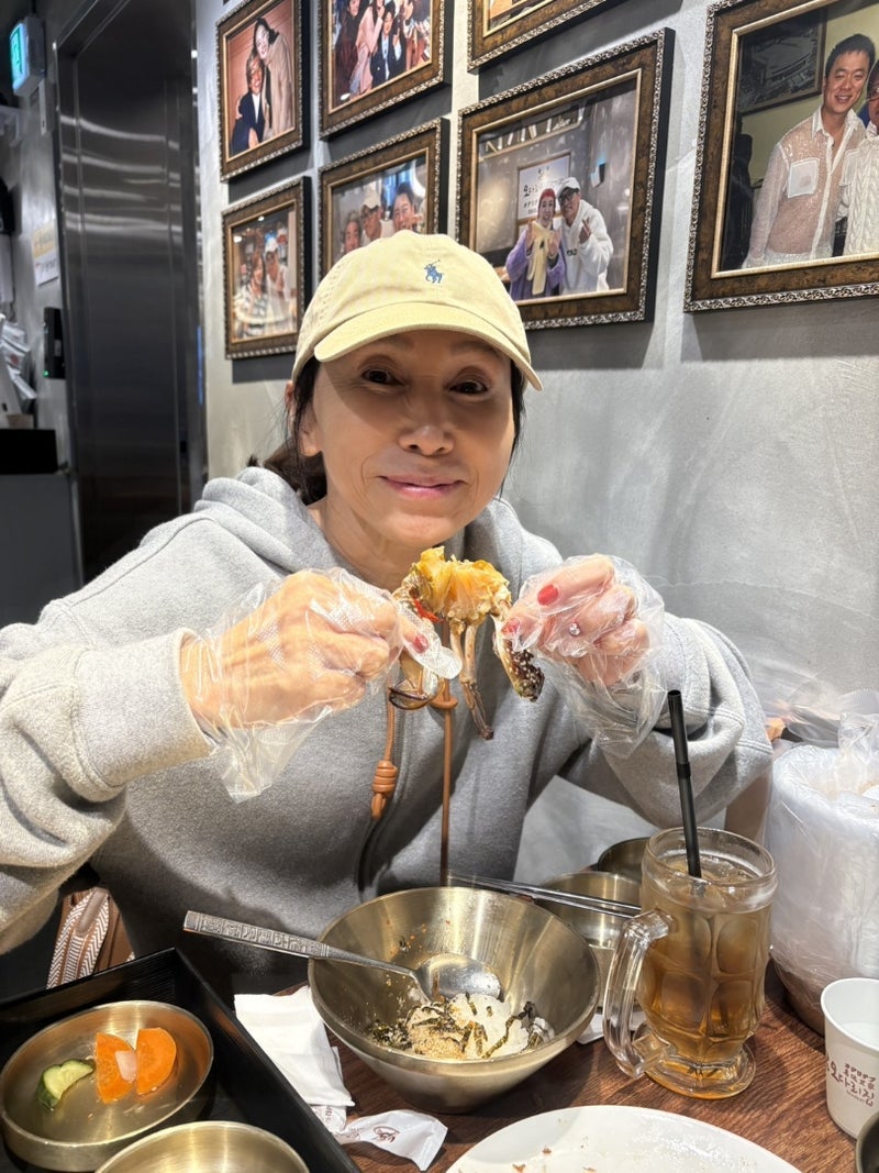 お腹が苦しくなるまで食べた食事の画像