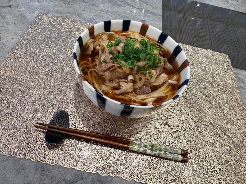 堀ちえみの夫 美味しい和牛の肉うどんの画像