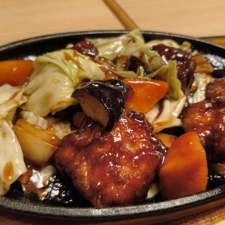 揚げ物を食べる84歳のお袋の元気さの画像